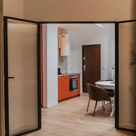 Apartament Złota 7 *